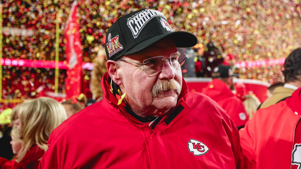 richardnewwin's tweet photo. RT @Chiefs: WOKE UP AFC CHAMPIONS 🏆 #VictoryMonday https://t.co/41irYtEtlU