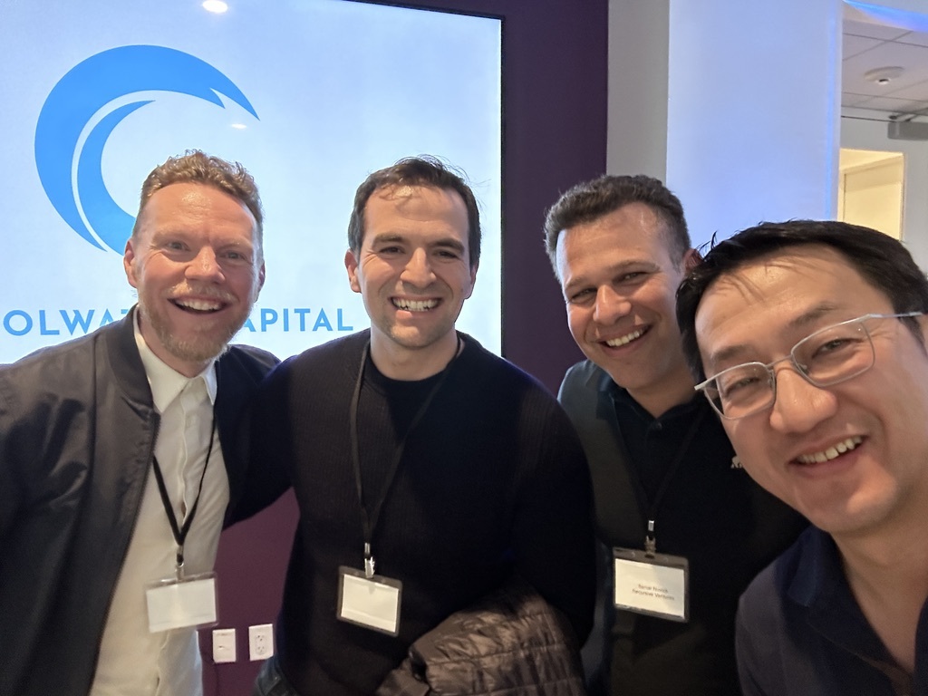 iFlyVC's tweet photo. @_Han_Shen_ joined @coolwatercap for their #JapaneseInnovationSummit, where the spotlight on #EmergingManagers truly shone! It's great to see Winter Mead supporting cross-border collaboration and elevating emerging managers who are shaping the future of venture capital. (1/5) https://t.co/9WX55qXIMA