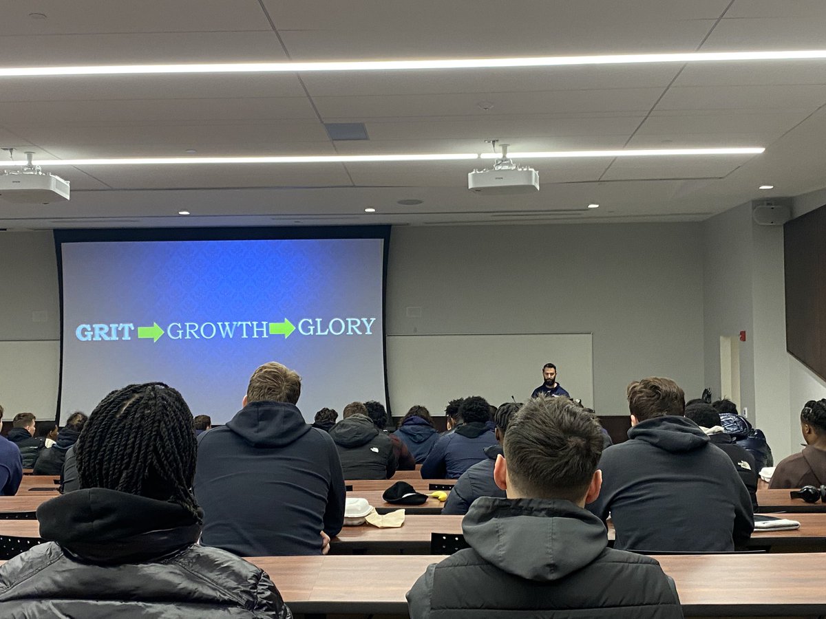 Loved The Message from <a href="/CoachGioGrassi/">Gio Grassi</a> to <a href="/MUHawksFB/">Monmouth Football</a> this morning! Great Way to start the week! #FlyHawks