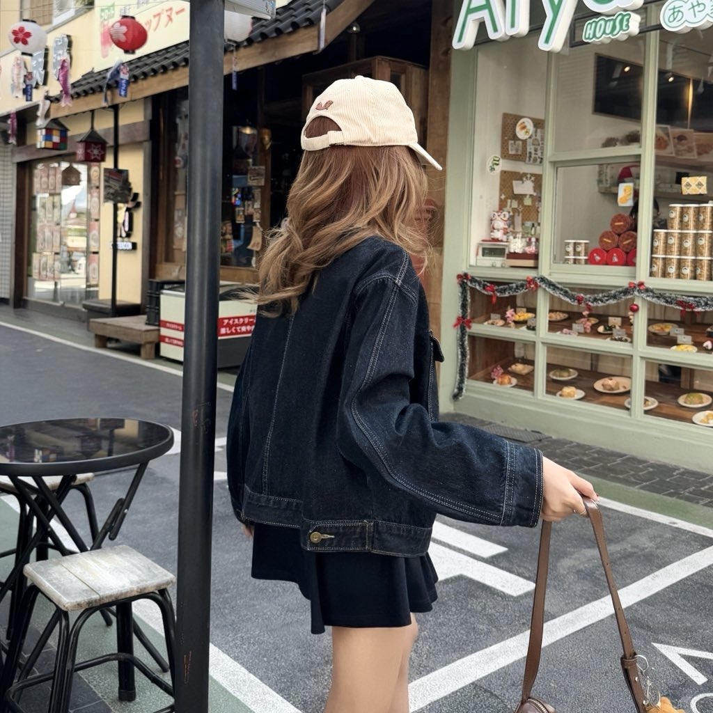 yoxrgravity's tweet photo. ขอแปะ jacket ยีนส์ฮะ 🙂‍↕️ ตั้งแต่มีรู้สึกใส่บ่อยสุดแล้ว สีน่ารัก ใส่เที่ยวคุ้ม ยีนส์ไม่หนักใส่สบาย สีถูกต้องถ่ายรูปสวย ของ something apparels คับ https://t.co/B5HyFHnLfl