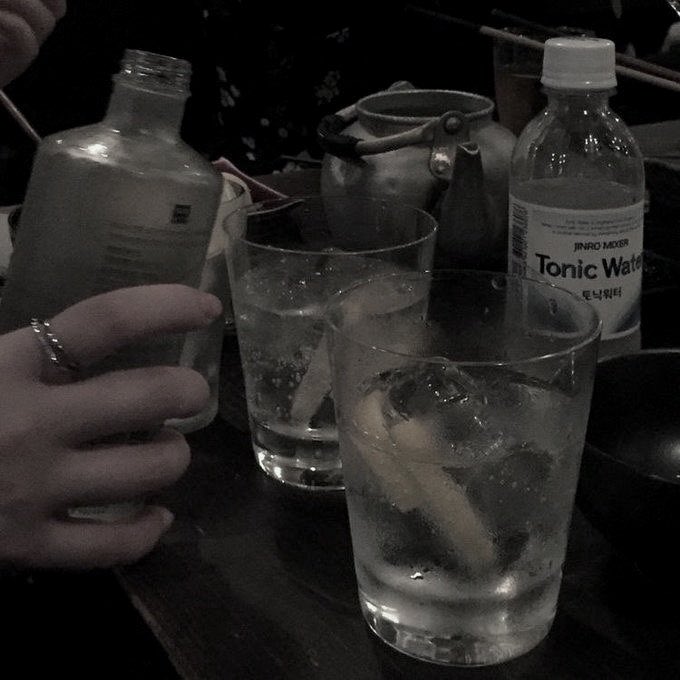 ♡ for dm 
・   rt appreciated