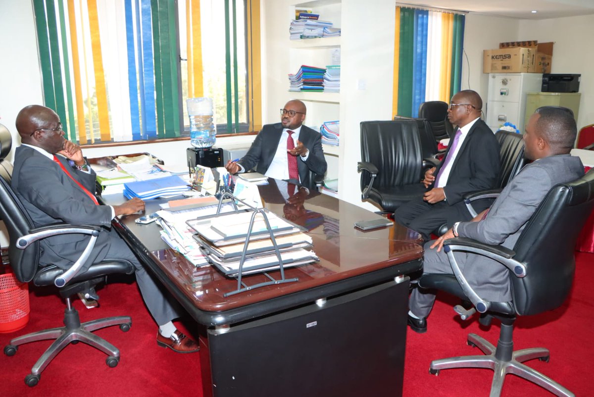 CRAKenya's tweet photo. The Commission, led by Commissioner Benedict Muasya, visited #MeruCounty for Revenue Mapping and assessment of OSR streams in county governments. They had comprehensive discussion and presentation on the exercise. #CRAinKisii #revenuemapping #osrstreams https://t.co/Go5xWfY8at