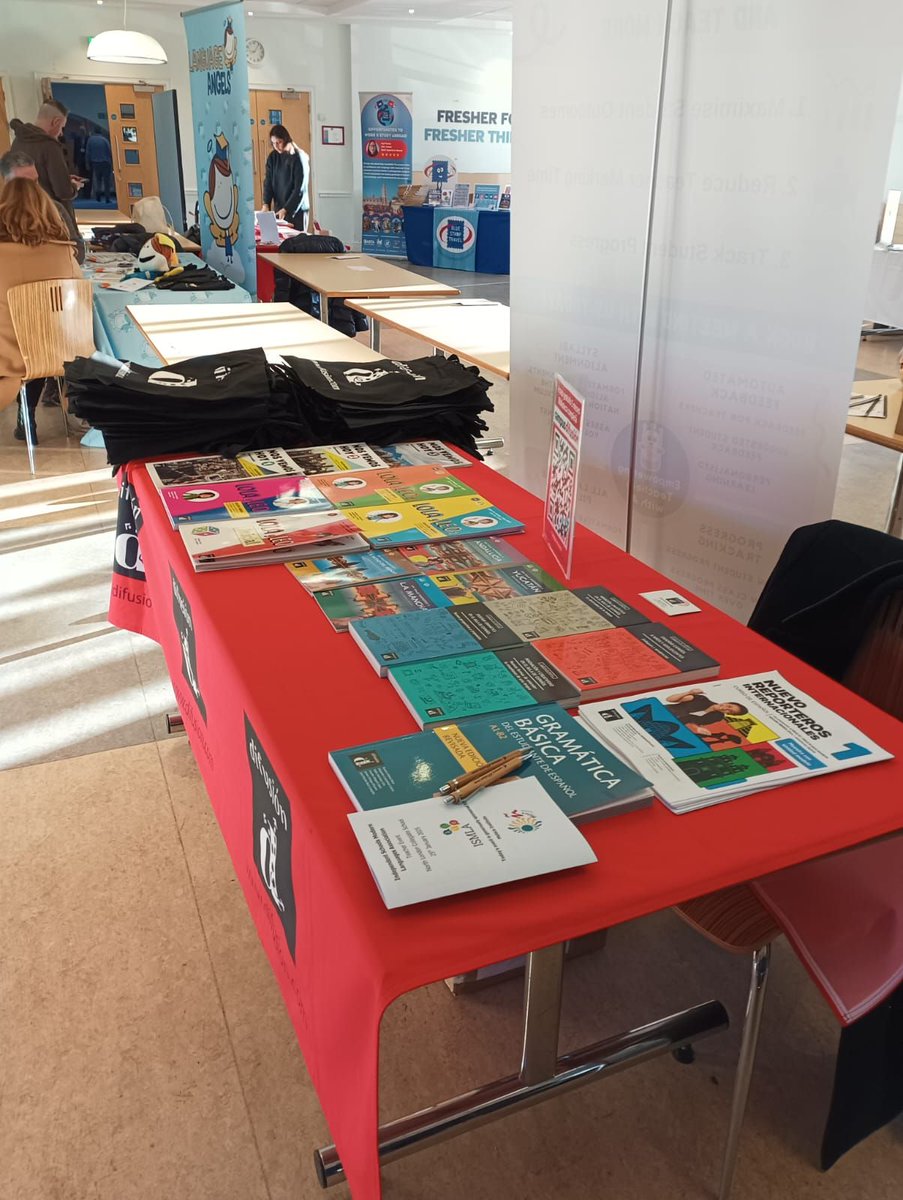 🇬🇧 Un placer estar presentes en ISMLA Teacher Event 2025 en North London Collegiate School <a href="/ismla_uk/">ISMLA</a> el pasado sábado.

Gracias a tod@s los que os pasasteis a saludarnos y a conocer nuestras novedades.😊 <a href="/LoiroJavier/">Javier Loiro</a> 

#ELE #ComunidadDifusión