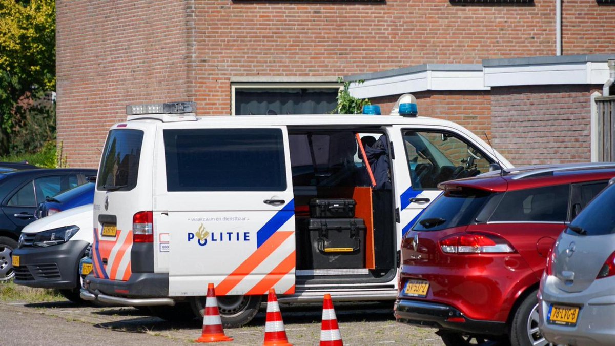 ’Het gaat om een overval met geweld waarbij is geschoten en kind lag te slapen’, zegt de officier van justitie. Jonge Hoornse verdachte wil vrij uit voorarrest noordhollandsdagblad.nl/regio/west-fri…