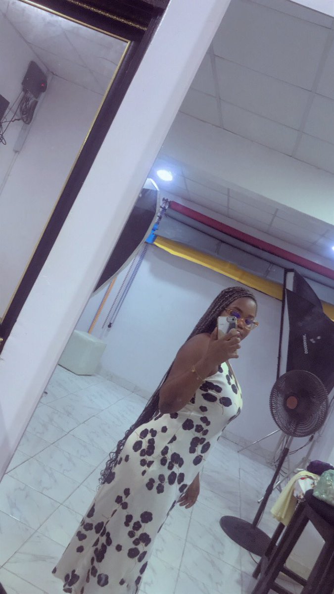 𝖁𝖊𝖈𝖐𝖞🍒 tweet media