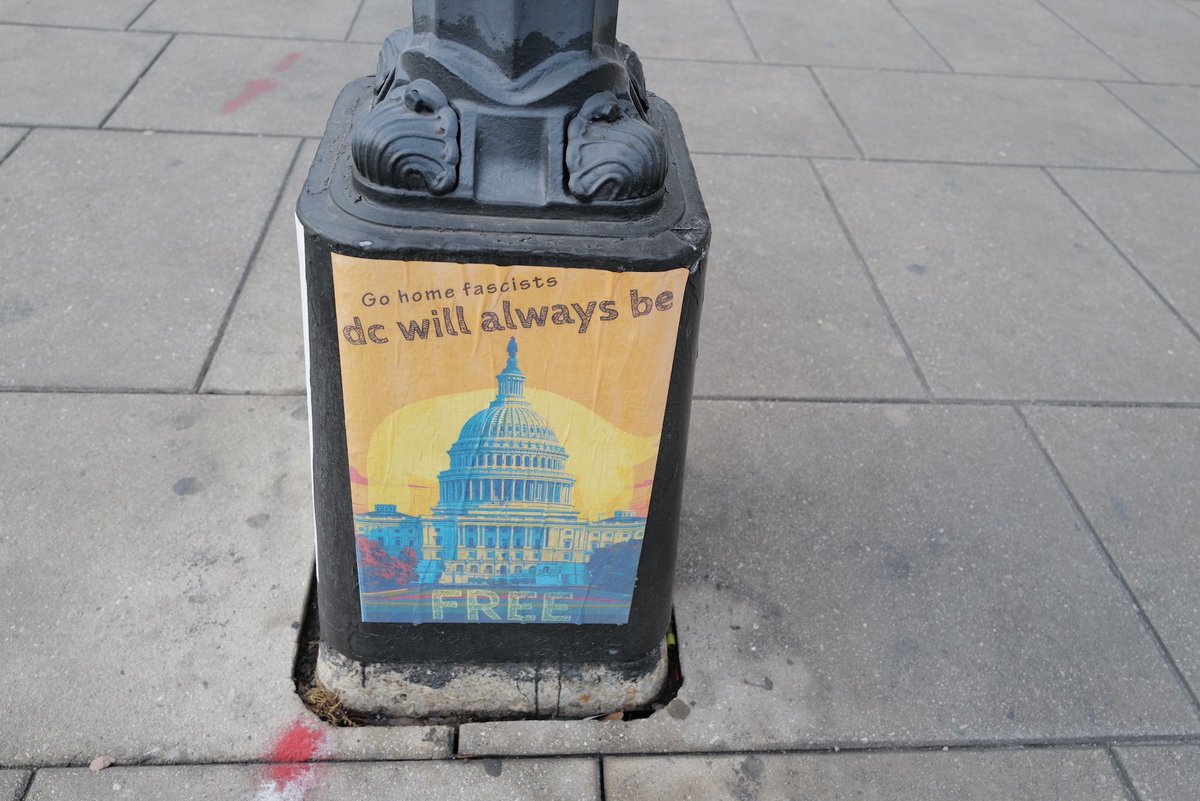 ppasquini's tweet photo. Throwing Sharpies is No Way to Govern

Now fully immersed in this dark new world of government disorder …

@Countercurrents #Nuzeink 

See: 

https://t.co/WNpDvzRUY9

https://t.co/Zt7zTDtJ3z https://t.co/Zia1cOUBOL