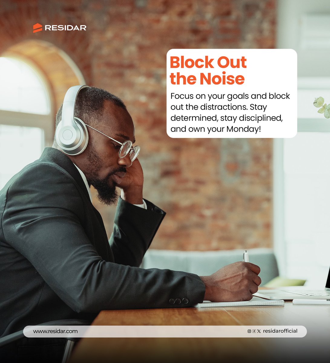 residarofficial's tweet image. Stay focused, stay disciplined, and block out the noise. Your goals deserve your full attention. Let’s own this Monday and make it purposeful! 

#MondayMotivation #FocusMode #DisciplineOverDistraction #OwnYourMonday #MotivationMonday #StayFocused #GoalGetter #BlockOutTheNoise…