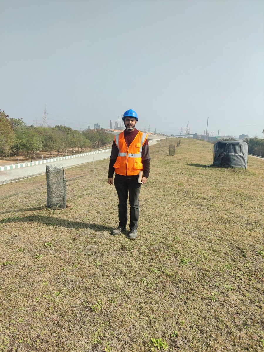 sbedwal519's tweet photo. #HZLvisit🏗️ Phyto-stabilization of Jarofix dump site with plantations🌴 #Greenbelt 🏞️🌱 #TERI https://t.co/Aocs26566i
