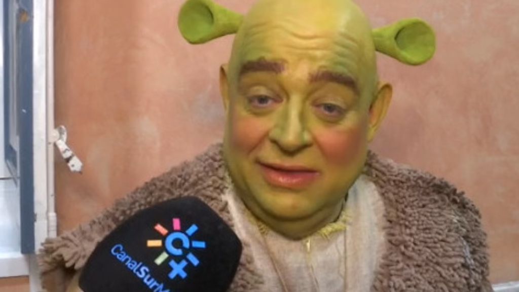 Manolo Casal (@mjcasal_man) on Twitter photo 🗣️Tras 5 años en el dique seco, el Canijo vuelve al Falla superados ya sus problemas de salud. Y las redes se entretienen con una polémica entre Málaga y Cádiz a cuenta del tipo de una chirigota.
Pincha EL TANGAI DEL CONCURSO (III):
canalsur.es/multimedia.htm…
<a href="/CanijodeCarmona/">Invi-ictus</a> 🗣️Tras 5 años en el dique seco, el Canijo vuelve al Falla superados ya sus problemas de salud. Y las redes se entretienen con una polémica entre Málaga y Cádiz a cuenta del tipo de una chirigota.
Pincha EL TANGAI DEL CONCURSO (III):
canalsur.es/multimedia.htm…
<a href="/CanijodeCarmona/">Invi-ictus</a>