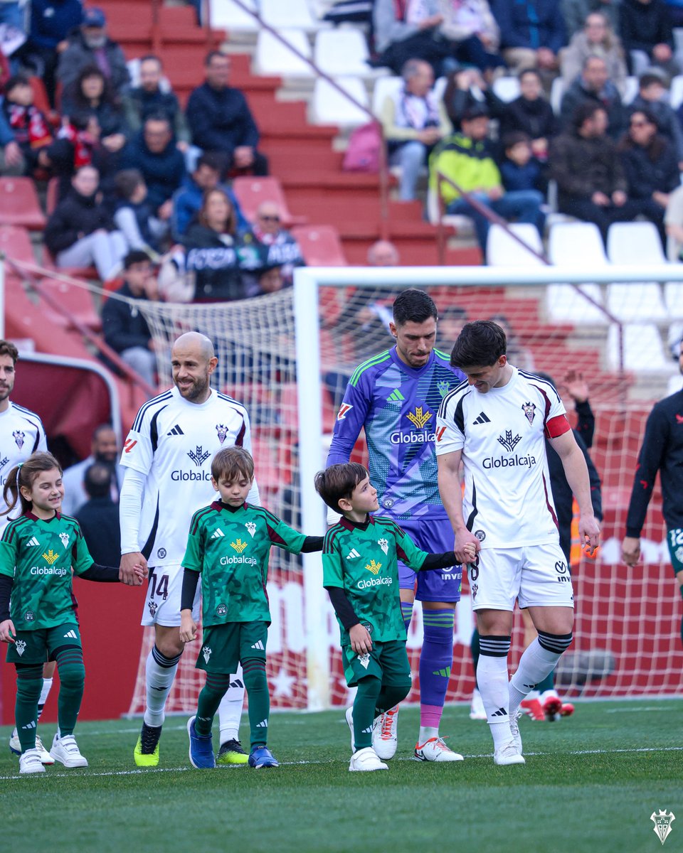 jongar91's tweet image. Victoria en casa con nuestra gente, sois muy importantes afición!!
Partidazo de todos. Sigamos en este camino, seguir trabajando y a por el siguiente.
Aúpa Alba!! 🫡🦇🤍