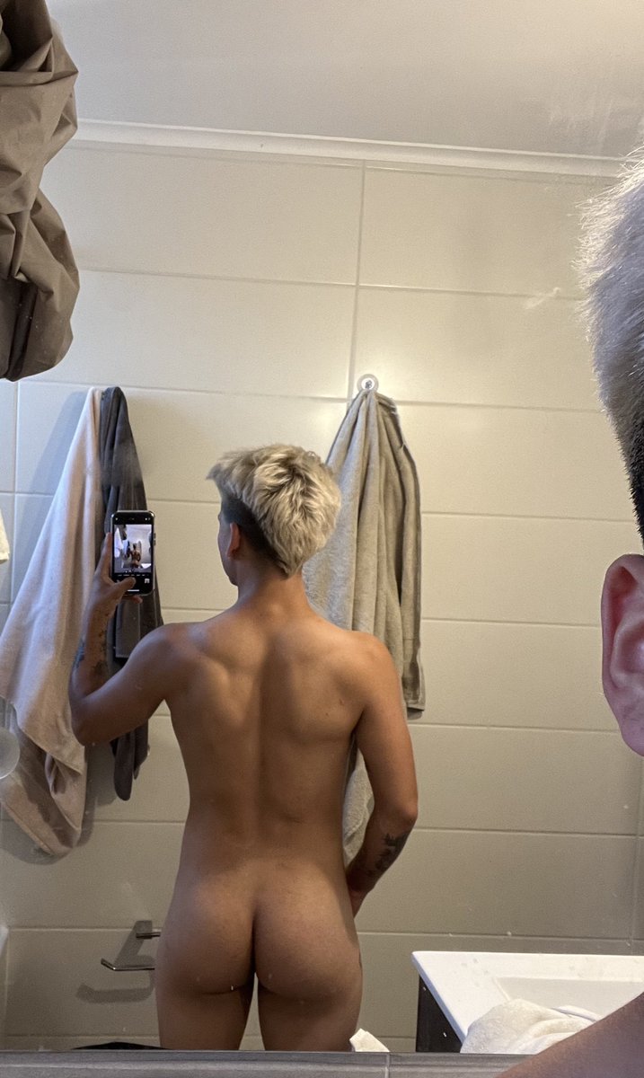 elfl4vs's tweet photo. De frente // De espalda 😉🔥
#xxx #gay #colabs ? #hot #latino #contenido #adulto #chile https://t.co/1EjFACL8ES