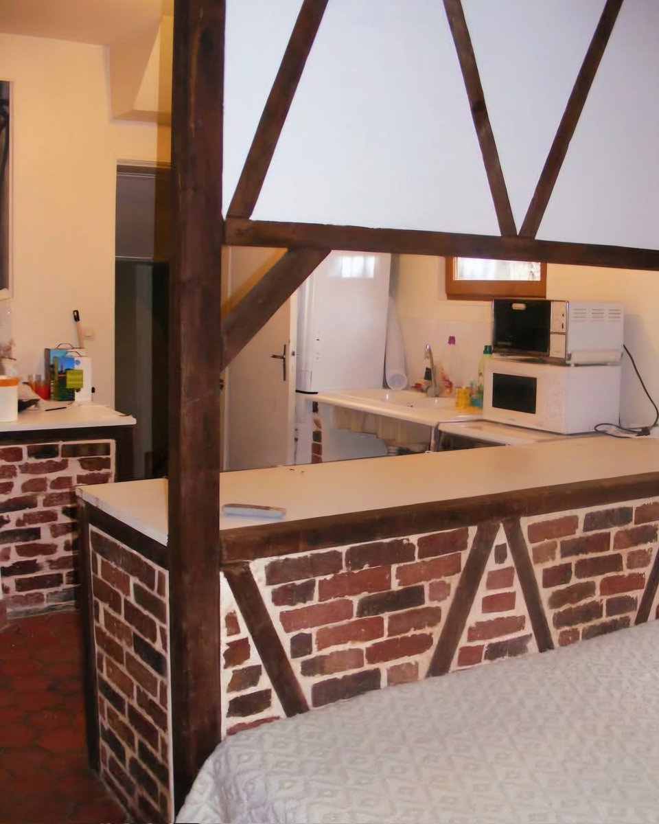 JMB_Construc's tweet photo. Création dans une grange d'une chapelle et au rez-de-chaussée d'un séjour avec cuisine américaine à Hénonville. Février 1996

#JMBConstruction #bâtiment #maçonnerie #isolation #rénovation #électricité #plomberie #tomettes #peintreenbâtiment #construction #chapelle #salon #cuisine https://t.co/wU1Wil7iyj