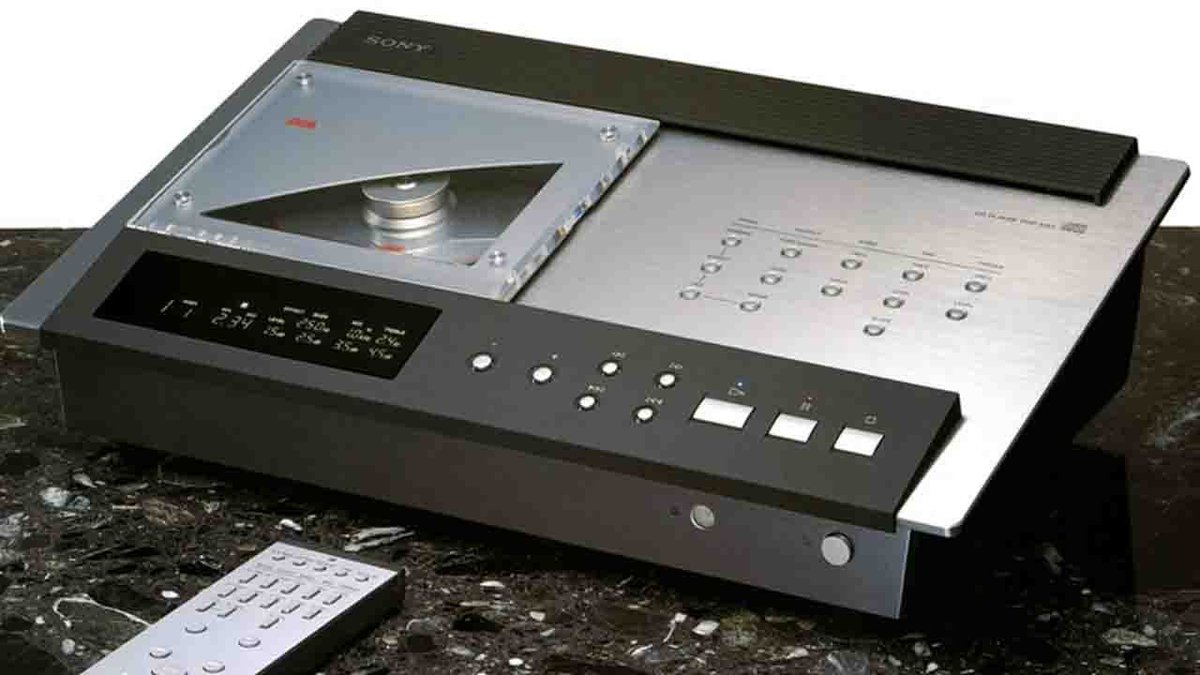 SONY CDP-MS1　高音質CDプレーヤー Released in 1998, the Sony CDP-MS1 was a high-end CD player priced