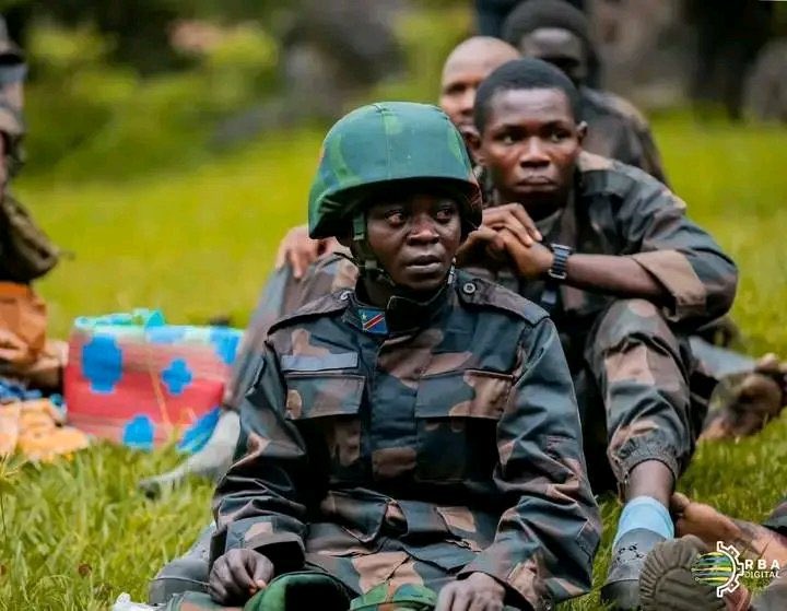 Tout patriote doit un immense respect aux <a href="/FARDC_officiel/">FARDC Officiel SCIFA</a>. Depuis hier, ils sont au front, abandonnés par les autorités… 
J'ai un frère au front . Je viens de recevoir son appel, mais il est inconsolable : la majorité de ses camarades ont été tués par l'armée rwandaise