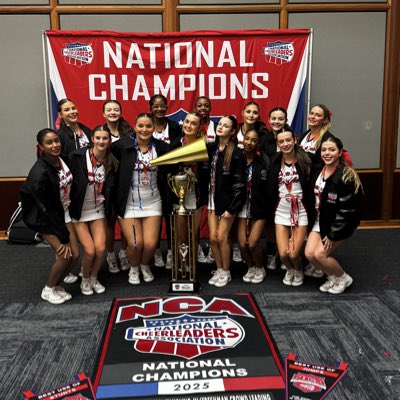 Dawson High School Cheer tweet media