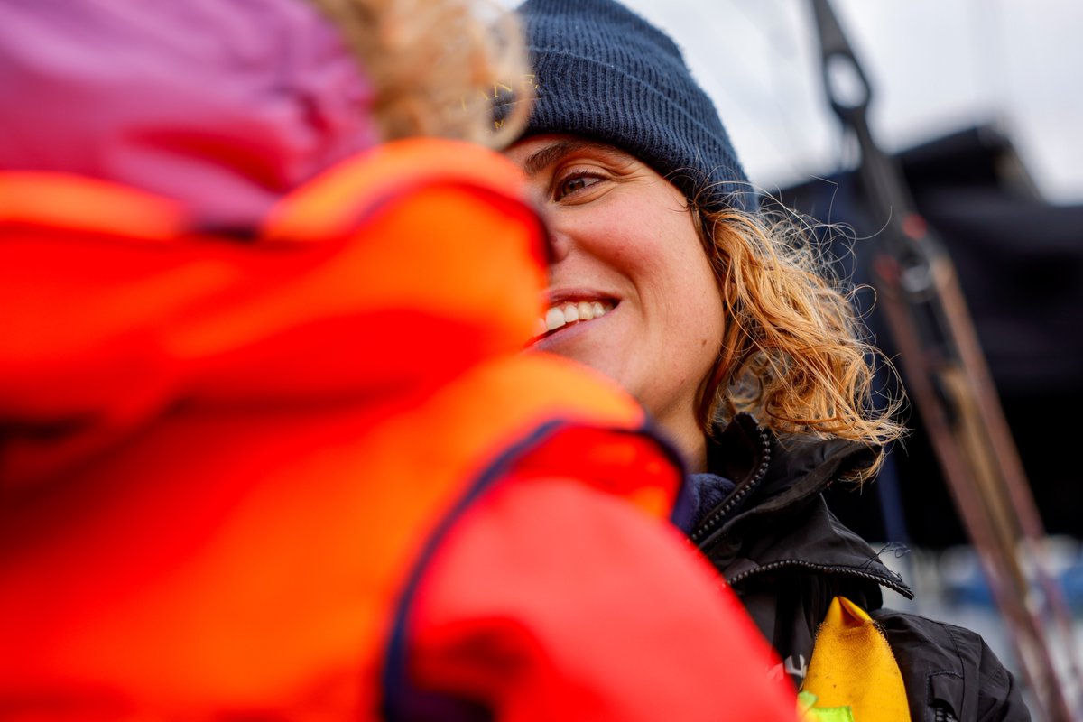 VendeeGlobe's tweet photo. Clarisse Crémer enfin sur la terre ferme 💪

📷 Anne Beaugé / Aléa / VG2024 https://t.co/VoePJIZ4Ge