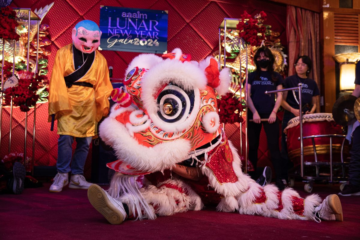 AAAIMorg's tweet image. Nearly 150 LPs supporting AAAIM’s Lunar New Year Fundraiser! Participate in a pre-gala educational session focusing on building the path as a CIO and the growing Retail Channel. Free to Gala attendees and qualified LPs. Members can register while available buff.ly/4aiJMuI