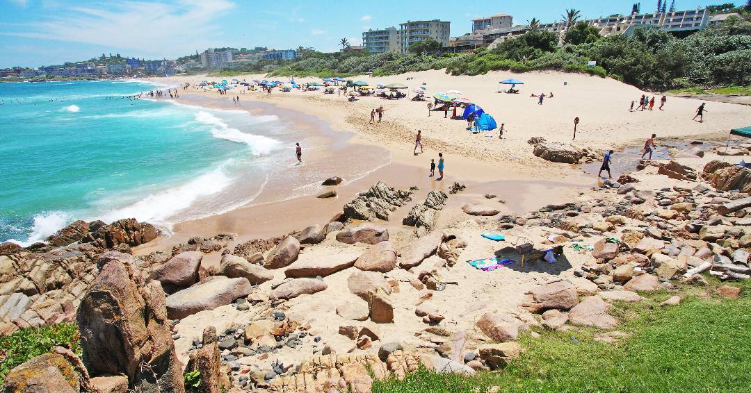 flexiclub's tweet image. 🌴✨Escape to paradise at La Côte d’Azur with #FirstExchange! 🌊🏖️Enjoy beachfront luxury, stunning ocean views, and self-catering apartments perfect for romantic getaways💕or family vacations 👨‍👩‍👧‍👦 Book now for unforgettable memories!🌟 bit.ly/2stNcYg #LaCoteDAzur