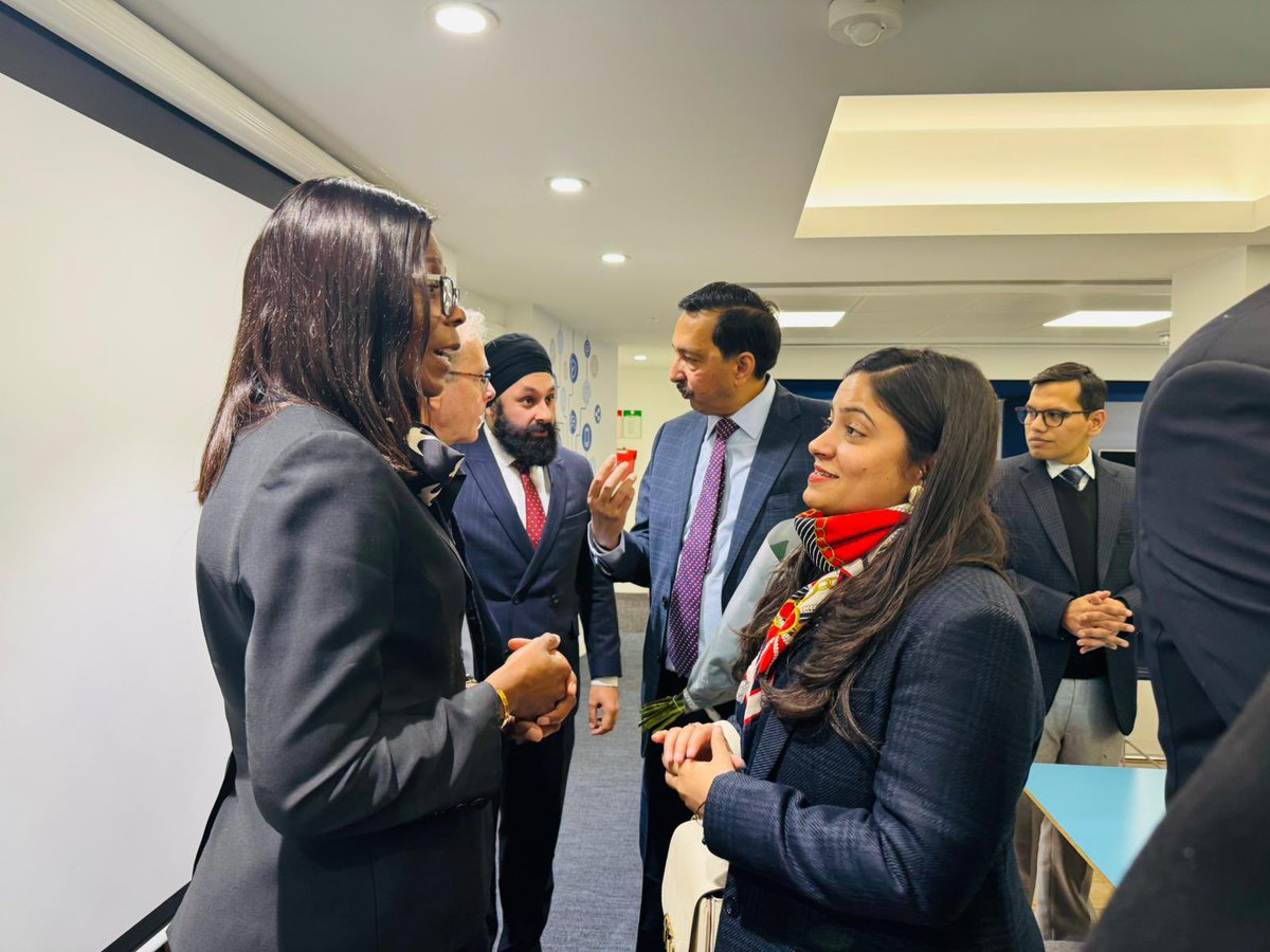Delhi High Court Bar Association meets the Bar Council of England and Wales: Barbra Mills KC, Sam Townsend KC, and Hugh Mercer KC  and Baldip Singh for productive discussions on the opening of the legal market and how liberalisation can drive prosperity for both nations.