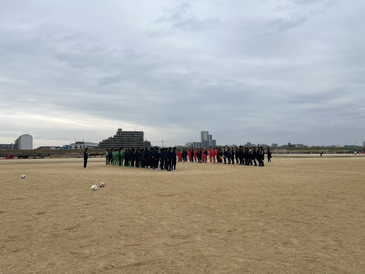 FriendlyJY's tweet photo. 1/19(日)
U14 TRM vs 開成中学校

1学年上の相手に対しスピード･フィジカル
で通用しない分工夫が見られました👍

開成中学校さんありがとうございました🙇🏻‍♂️ https://t.co/tUK5NqWTKx