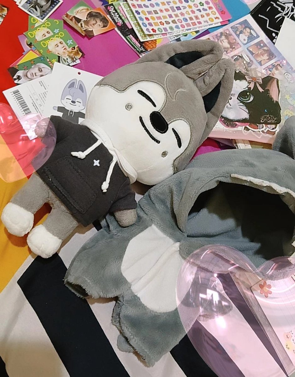 wolfsheeys's tweet photo. Stay help rt 🥺🫶🏻

Aku wts anakku si wudi alias wolfchan~
390k udh free baju hiu + ku kasi freebies pc official ku (ino / chan / umo)

Yg minat boleh langsung dm aja yaah, atau tawarin tmnnya yg lg cari wolfchan bole banget huhu maaci

t. wts skzoo skzoo20cm wolfchan bangchan skz https://t.co/UjuzqZX8s4