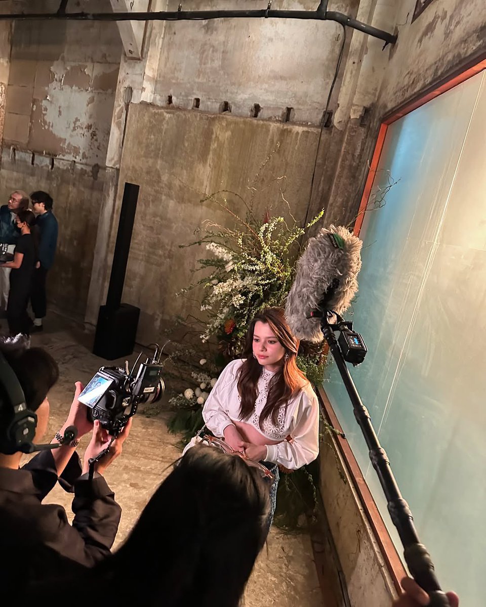 pk_poo13's tweet image. คนเก่ง

REBECCA IN VR BY CHANEL
#ChanelVRxBecky
#AConversationWithTheSun
#TheStandardPop
#beckysangels