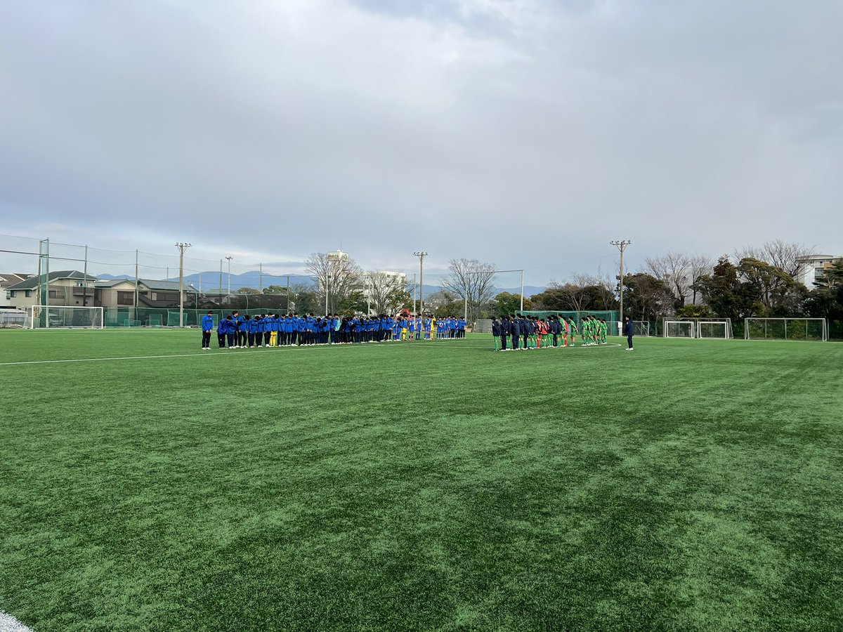 FriendlyJY's tweet photo. 1/25(土)
U14 TRM vs 飛龍高校(静岡県)

昨年の高校サッカー選手権静岡県予選ベスト4、新人戦静岡県ベスト8の飛龍高校さんに呼んでいただきました！
流石はサッカー王国静岡😳
最高のピッチで強度の高い相手との対戦で貴重な経験ができました🙇🏻‍♂️ https://t.co/qC2iwuYs5u