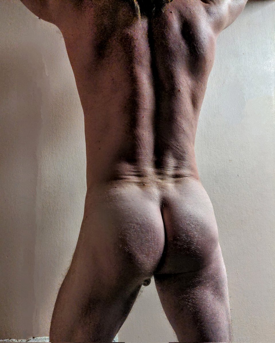 DeviantOne229 tweet media