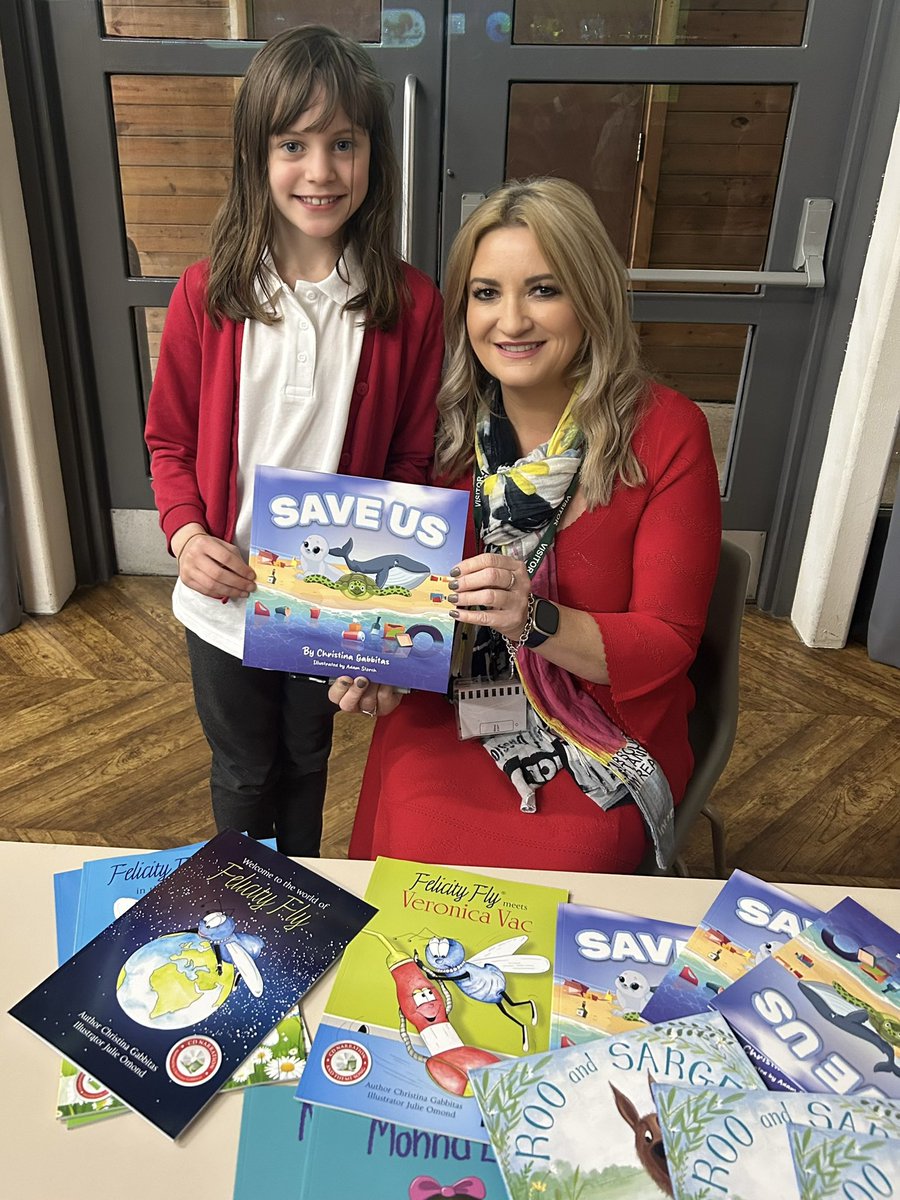 ChristiGabbitas's tweet photo. It’s very rewarding to know that the stories I wrote 13 years ago continue to inspire children today. The pupils at Weetwood Primary in #Leeds absolutely loved my characters, Brassica Broccoli and Pablo Pineapple. They especially enjoyed trying out different accents while engaging with the stories. #children #stories #books #storytelling