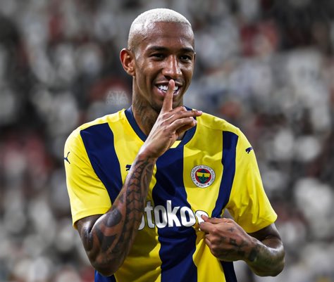 🟡🔵🎁 Söz verdiğimiz gibi Anderson Talisca’nın transferi şerefine beni takip eden ve gönderiyi beğenen 7 şanslı Fenerbahçe taraftarına Talisca imzalı Fenerbahçe forması hediye edeceğim. Bol şanslar☺️