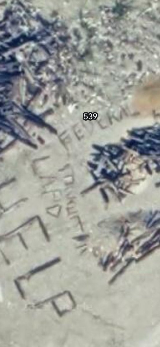 blakejayden2023's tweet photo. @goddek Zoom into here, Also looks like “LAFD, Or LAPD” and then just above it it says “Federal”? https://t.co/EIlKvO6jHK