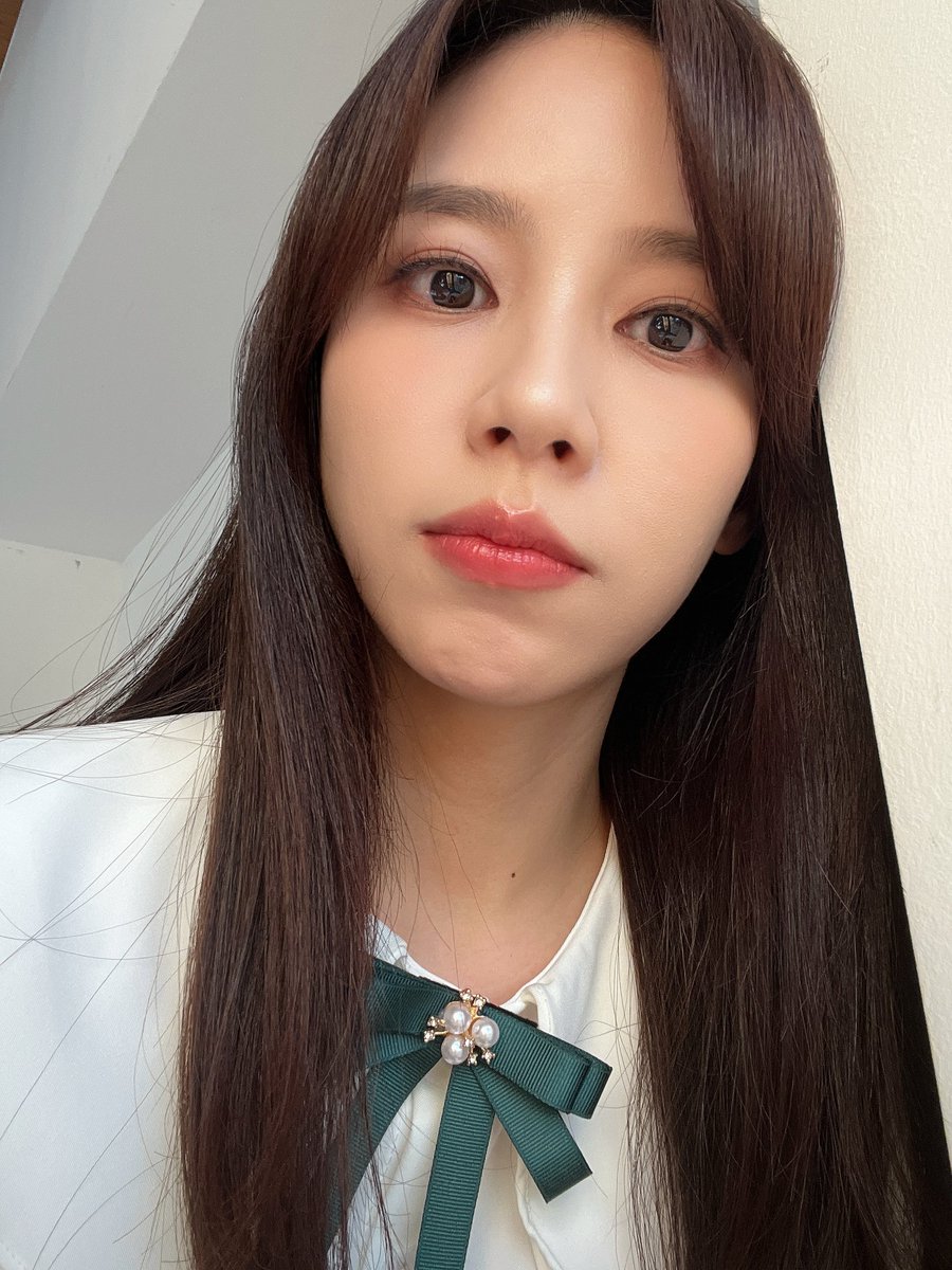 shining__JH's tweet photo. 모두 편안한 설날💚 https://t.co/HOBRP8jTC5