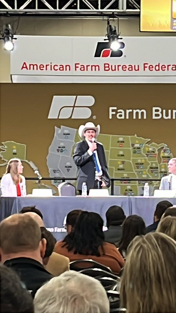 RrlwildeWilde's tweet photo. Hayden Ballard is representing Utah in the Young Farmer and Rancher discussion Meetings.  Go Hayden. https://t.co/10a4urrEvn