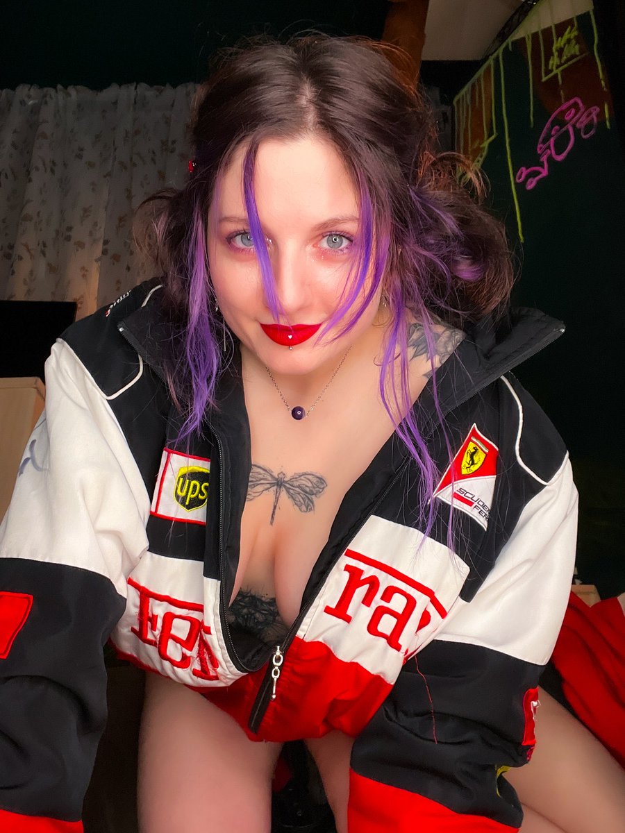 Luna Fern (@fernluna70) on Twitter photo 