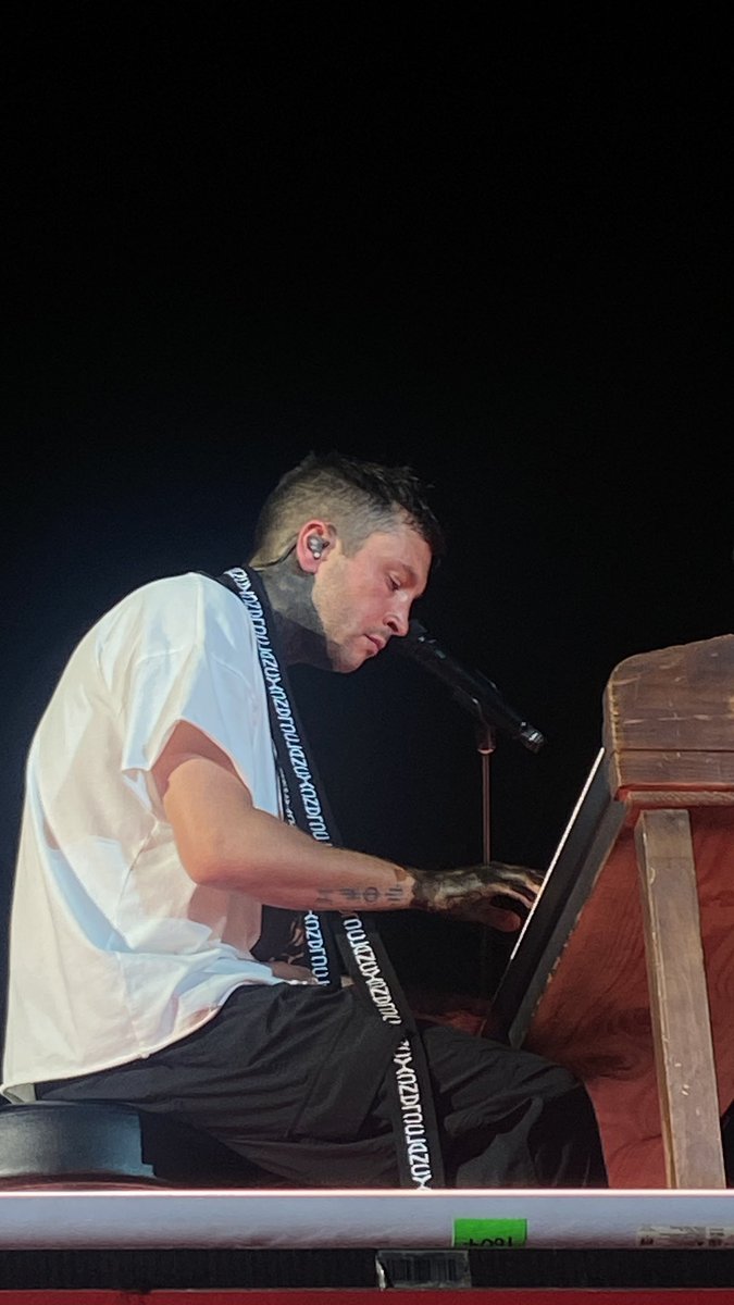 isis 🦀 tweet media