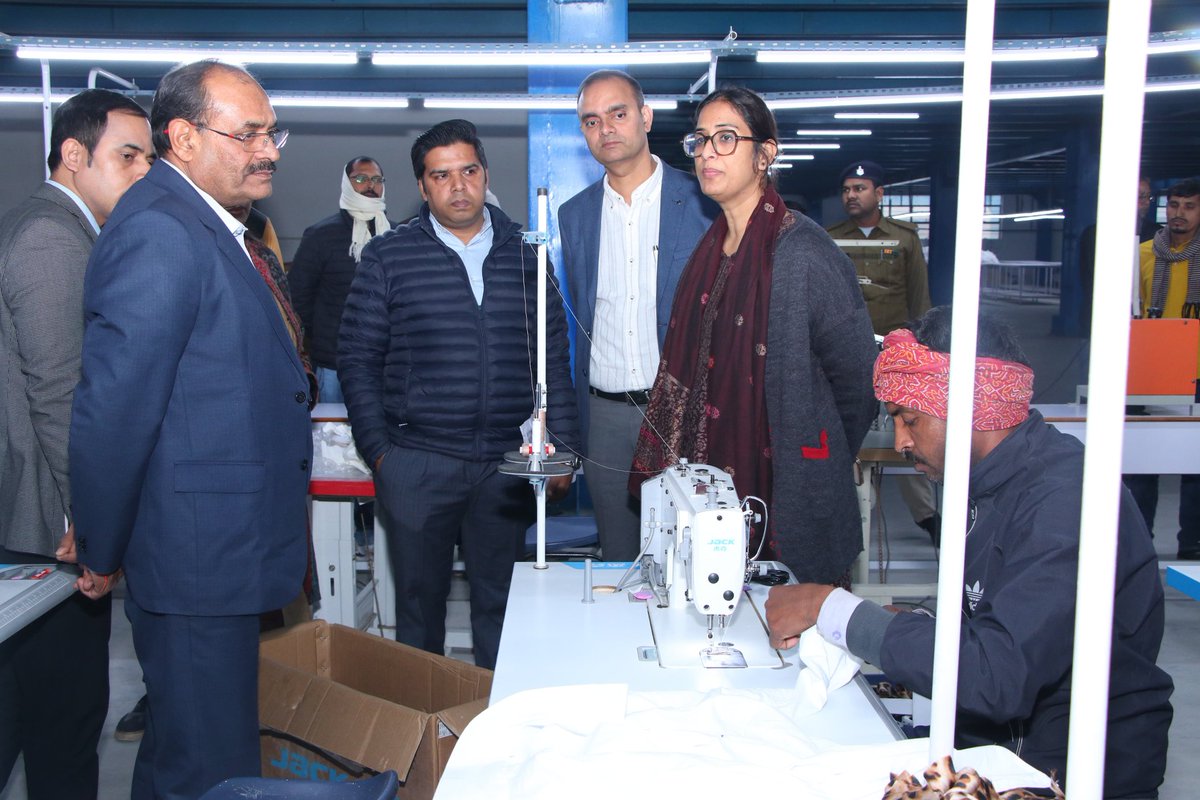 IndustriesBihar's tweet photo. Smt. Bandana Preyashi, Industries Secretary, accompanied by Shri Alok Ranjan Ghosh, Director Industries, visited the Sikanderpur Industrial Area (Bihta) today to oversee ongoing projects and operational facilities.

Reaffirming Bihar’s commitment to industrial excellence, the government continues to prioritize a business-friendly ecosystem. From expediting approvals to supporting construction efforts, every initiative is geared towards ensuring seamless operations for investors and driving the state’s industrial growth forward.