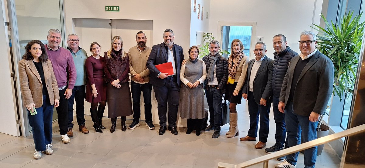 pepebernal's tweet photo. Desde el @PSOEdipmlg llevaremos al pleno Diputación #Málaga propuestas para que la Junta Andalucía ejecute las obras comprometidas del metro y para que el PP dé marcha atrás al bloqueo de la subida de las pensiones y las ayudas al transporte. https://t.co/v7CIu40ncd