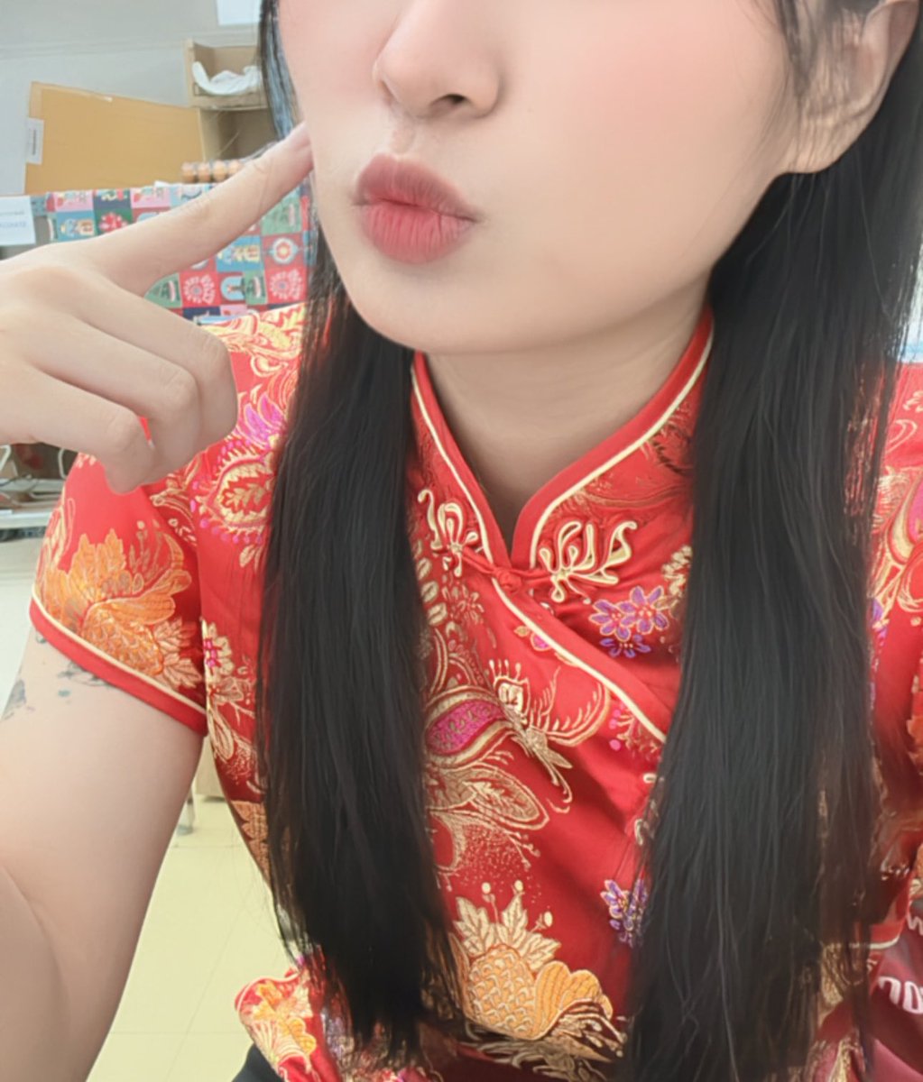 พี่กอด | REST tweet media