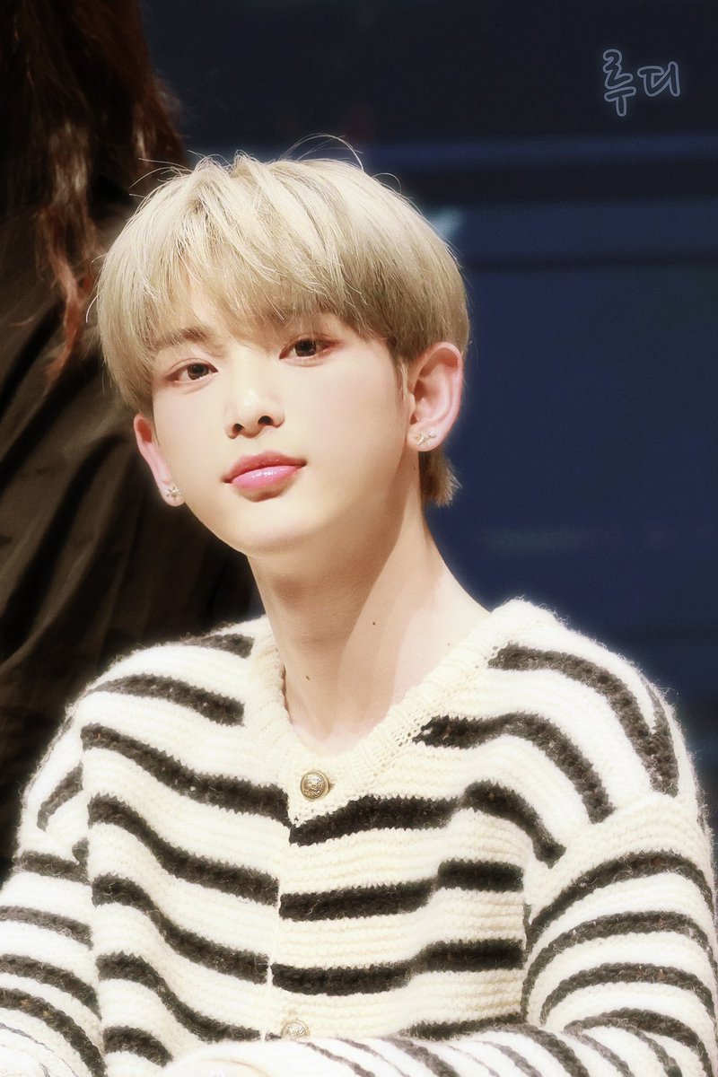 ²⁰250127｜위버스 대면 팬싸

내 힘이 되어줘서 고마워🫶🏻
다음 겨울에도 만나자🤲🏻
#HARUA #하루아 #はるあ #ハルア  #美琉愛
#andTEAM #앤팀 #エンティーム