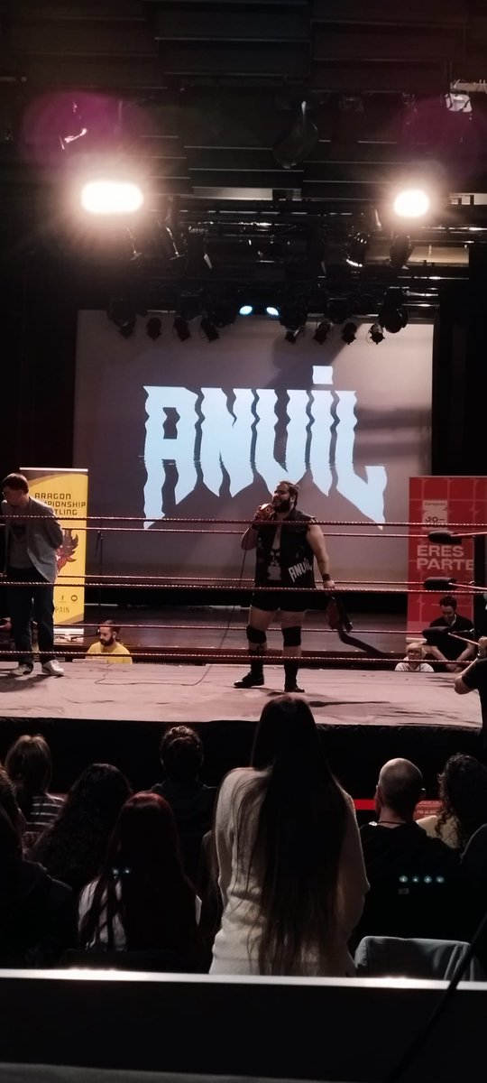 zgzjoven's tweet photo. El pasado sábado 18 de enero, disfrutamos de 💥WE ARE BACK💥, el primer show de 2025 de @ACWspain en el centro de artes para jóvenes El Túnel, una velada increíble cargada de acción y emoción. Si estuvisteis allí seguro que coincidiréis en que fue un día inolvidable. https://t.co/bYSj0ZKu1I