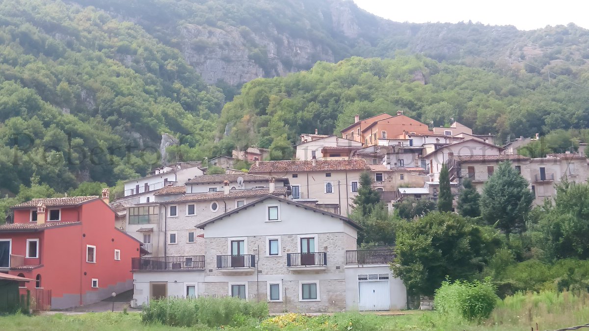 rocaphotography's tweet photo. Stiffe.
Abruzzo,Italy.
#stiffe #abruzzo #Italia #Italy #fotografia #photography #scenery #italianphotography #nature #photooftheday #picoftheday #robertocastigliaphotography https://t.co/p9BOVckTUf