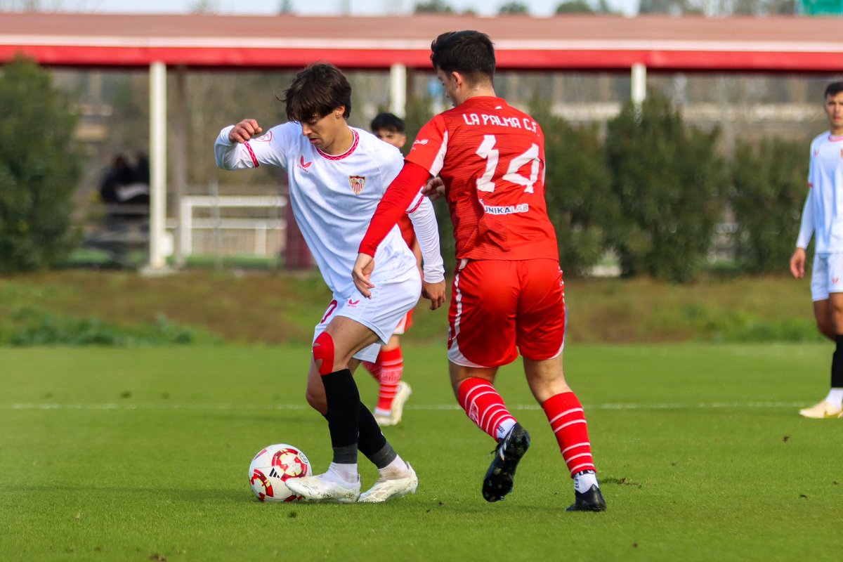 manolo_picon's tweet photo. Volviendo a disfrutar🤞⚽️ https://t.co/UvPG9bXLPX