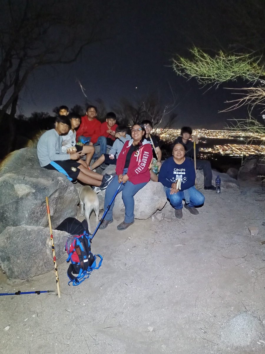 NaturalmenteDiv's tweet photo. Tenemos el club de jovencitos que se autonombraron Guardianes del Desierto, hemos tenido varias actividades con ellos, y la hemos pasado muy bien. https://t.co/4zkgvLFbLs