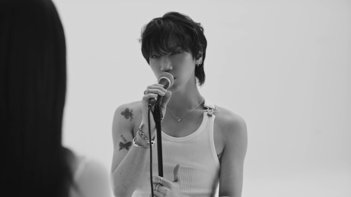 minnicha_th's tweet image. OBSESSION

NOUN
a state in which someone thinks about someone or something constantly or frequently especially in a way that is not normal.

#MINNIE_ft_TEN_Obsession