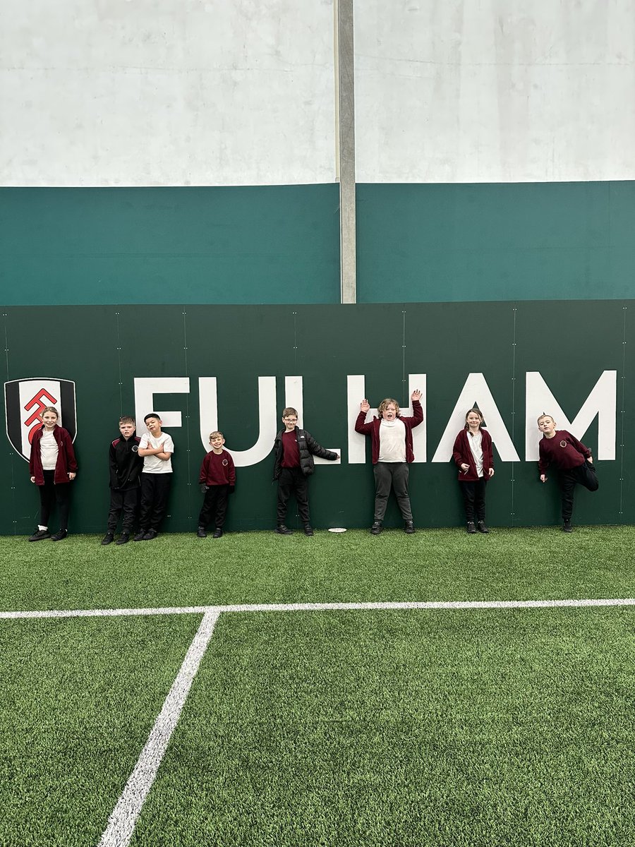 CFPSchool's tweet photo. A fantastic morning for the Yr3&amp;4s that attending the @FulhamFCFound Multi Skills Festival⚽️

The morning consisted of lots of fun and engaging activities using teamwork, sportsmanship and enthusiasm! 

Well done to you all👏

#WeAreLEO @LEOsports7 https://t.co/D774FGJIvS