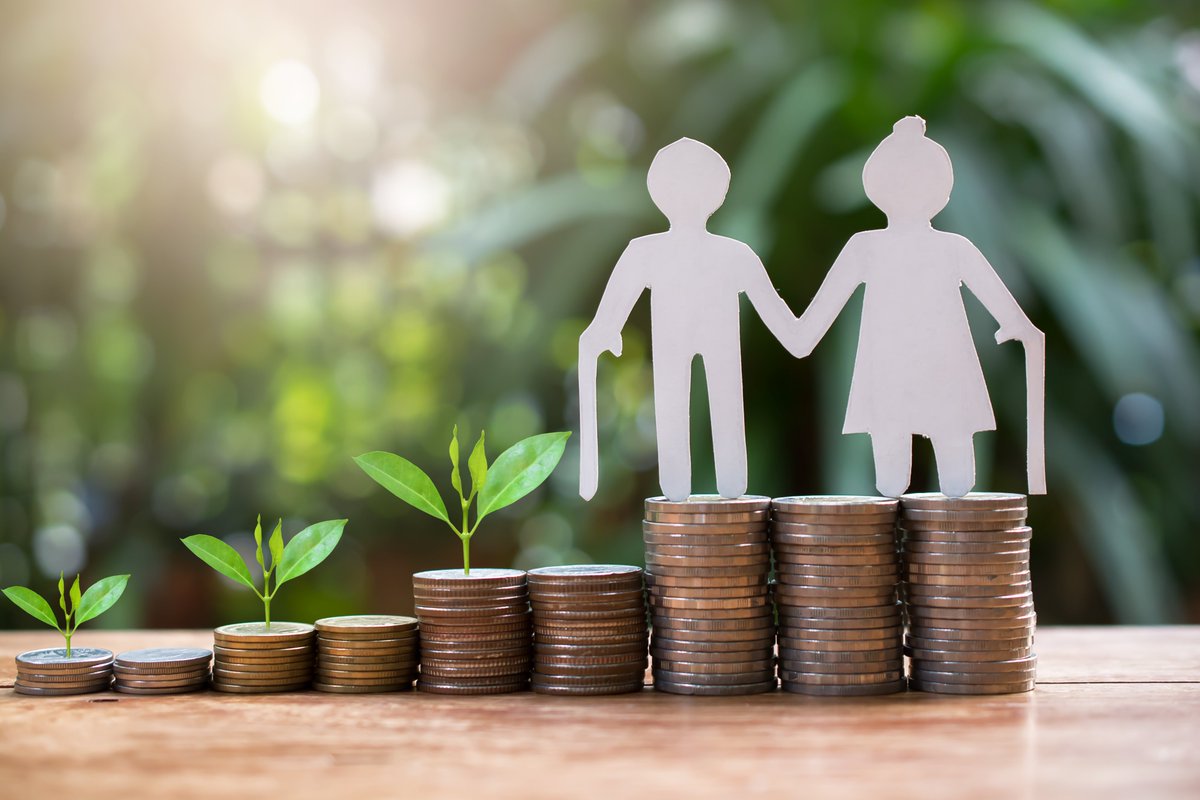accountancylive's tweet photo. Emergency tax codes for first-time pensioners ending but will not affect initial drawdown lump sums - should stop punitive automatic tax deduction by HMRC which has caused a large number of tax code errors - from April 2025 https://t.co/ML6f44N8Ef via @accountancylive https://t.co/Yi7xeBJJaV
