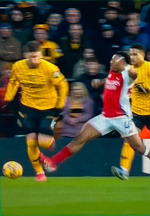 According to the ref who was there and a few feet away…yes.
Armchair fans and television pundits… no chance, the game’s gone.
On TV it looks harsh &amp; maybe it was, but look at this image and tell me that a tackle that high can’t be a red card. 
Not looking at the ball and high🔴