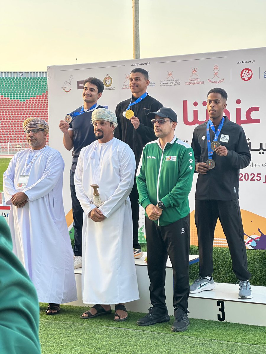 وفد جامعة الكويت يحقق ميداليات متنوعة وإنجازات بارزة فيالدورة الرياضية الخليجية العاشرة في مسقط.

ku.edu.kw/ar/node/43652

#جامعة_الكويت 
#kuwait_university