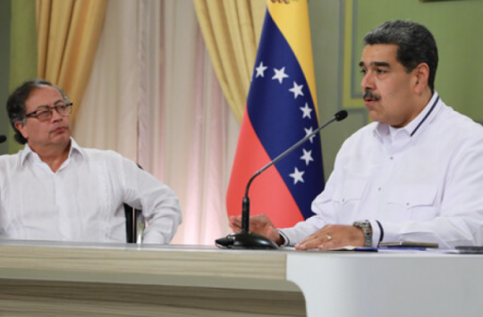 Presidente Maduro apoya a su homólogo de Colombia ante sanciones a sus exportaciones.
incret.gob.ve/public/noticia…