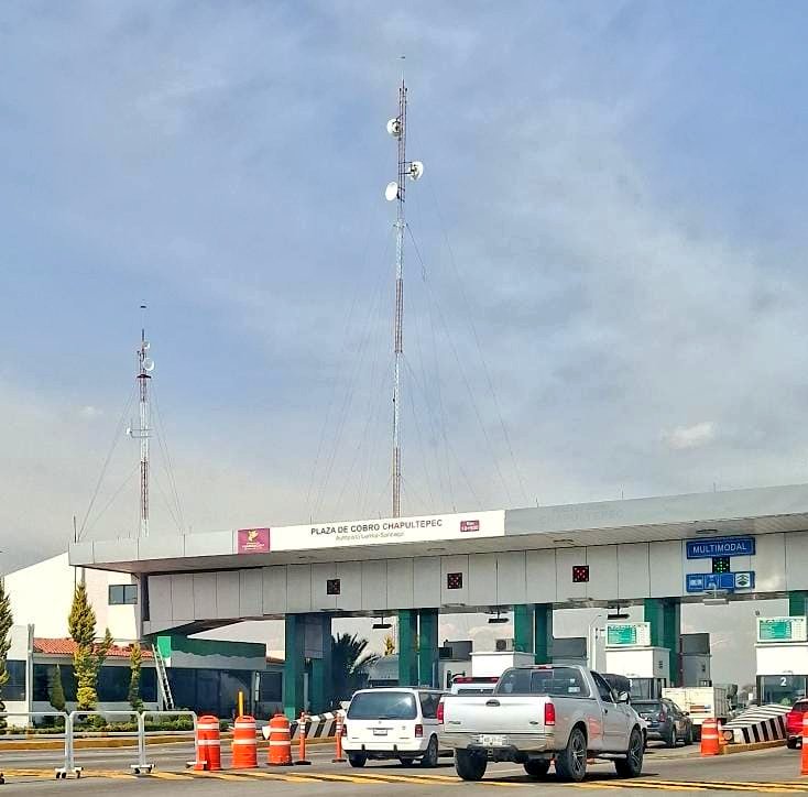 saascaem's tweet photo. ¡Transformación en nuestras autopistas! 🚗🛣️ En #SAASCAEM renovamos la imagen y mejoramos el servicio para las y los mexiquenses. ¡Cada kilómetro renovado mejora tu experiencia! 🚧
#ElPoderDeServir #OperacionesSAASCAEM https://t.co/8Q2rtSnYhv